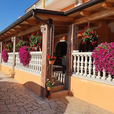Villa Nikolina Medulin Exteriér fotografie